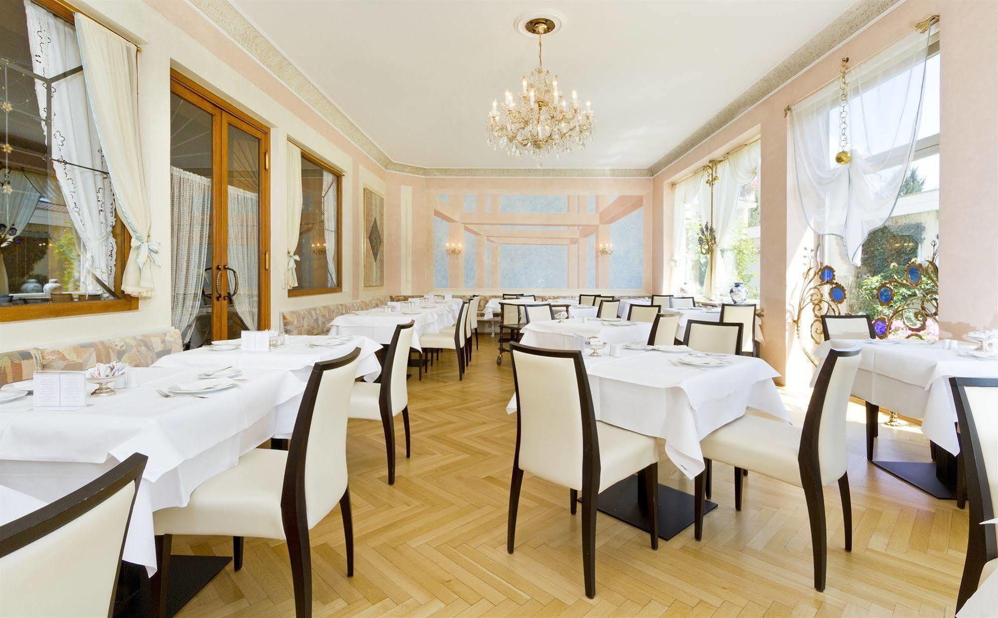 Wittelsbacher Hof Swiss Quality Hotel Garmisch-Partenkirchen Restoran fotoğraf